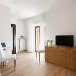 Ca Dai Noni - Family & Pet Friendly - Terrace - Near Maggiore 아파트 Feriolo