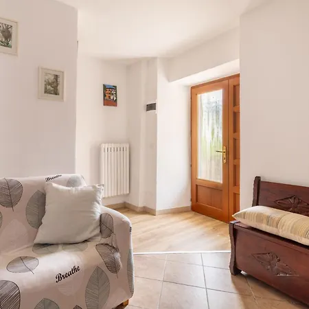 Ca Dai Noni - Family & Pet Friendly - Terrace - Near Maggiore 아파트 *