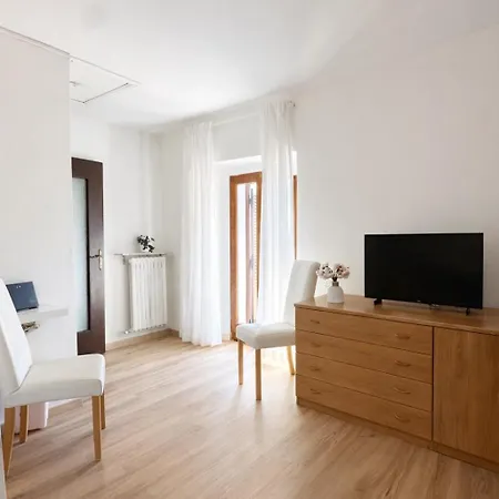 Ca Dai Noni - Family & Pet Friendly - Terrace - Near Maggiore דירה Feriolo