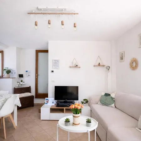Ca Dai Noni - Family & Pet Friendly - Terrace - Near Maggiore דירה *